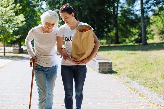 Benefits of Volunteering for Older Adults in Roseville, CA